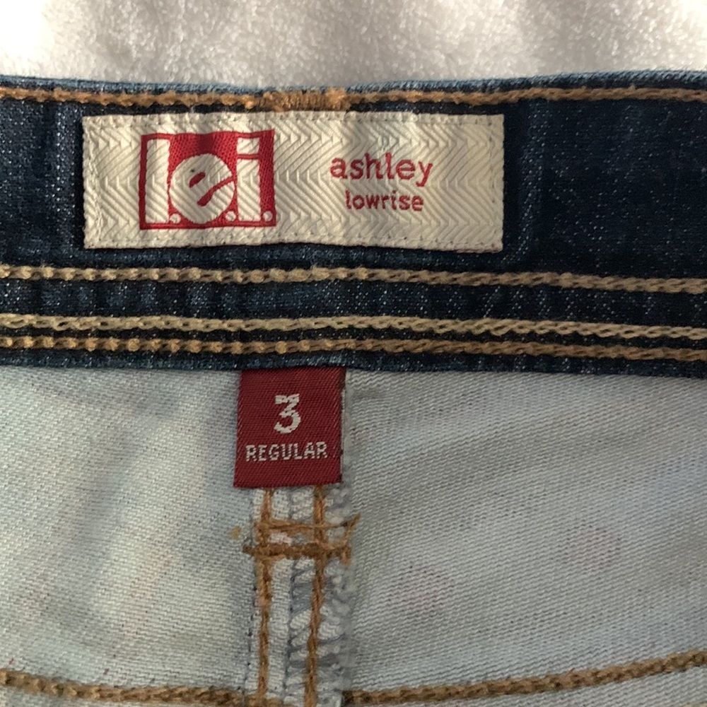 L.E.I. Ashley Lowrise shorts - Picture 3 of 3